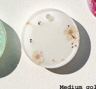 Medium White Botanical Custom Tag - Medium