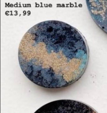 Medium marble blue Custom Tag - Medium