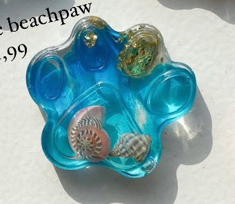 Beachy paw Custom Tag - Medium