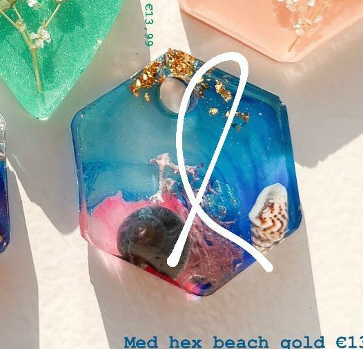 Medium Hex Beach Gold Custom Tag - Medium